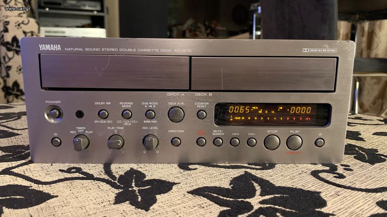 Πωλείται το διπλό Κασσετοφωνο Yamaha JVC-w10