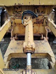 Μπουλντόζες CAT 1975 D4-thumb-10