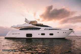 Ferretti 2010 800