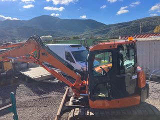 Εκσκαφέας Με Ερπύστριες Komatsu 2015 PC85 ΠΟΛΛΕΣ ΕΥΚΟΛΙΕΣ-thumb-4