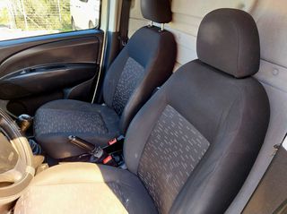 Κλούβα Opel 2017 Combo 1.3 CDTI με πλαϊνη πόρτα-thumb-6
