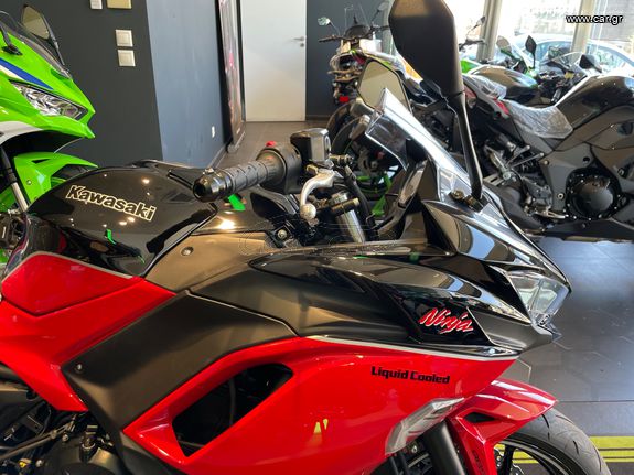 Kawasaki Ninja 650 '24 Ninja 650 40th Anniversary 68PS Firecracker Red/Ebony Μοναδικό!