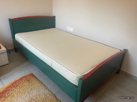 Κρεβάτι ημίδιπλο ξύλινο με στρώμα