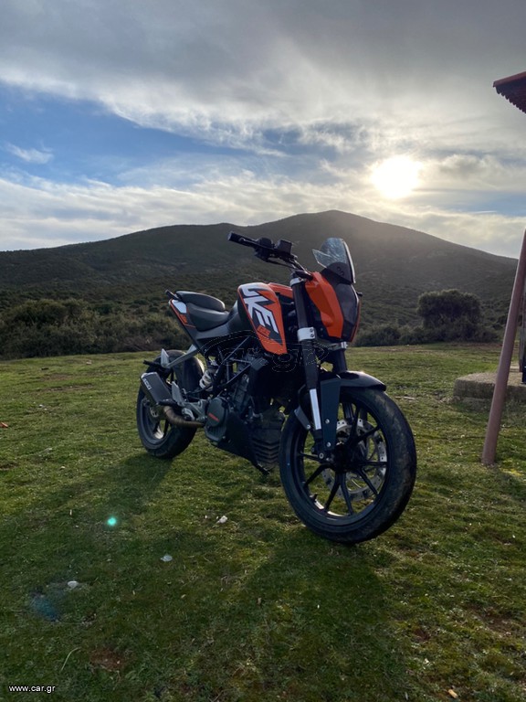 KTM 125 Duke 2015