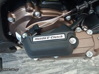 Honda CB 650 2025 R E-CLUTCH-thumb-4
