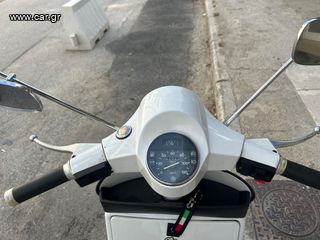 Piaggio Vespa 1996 PX200-thumb-9