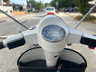 Piaggio Vespa 1996 PX200-thumb-10