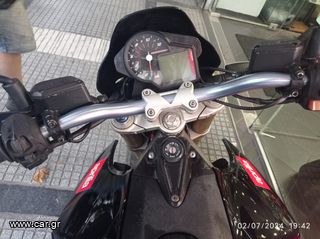 Aprilia Dorsoduro 750 2008-thumb-6