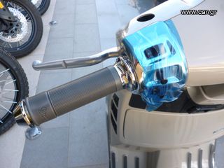 Vespa GTS 125 2025 MY25 + Accessories Pack !!!!-thumb-8