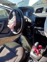 Volkswagen Polo 2011 DSG-thumb-6