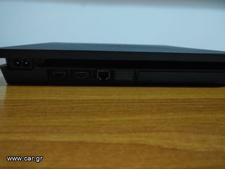 Play station 4 slim 1TB με 3 χειριστήρια και 3 παιχνίδια