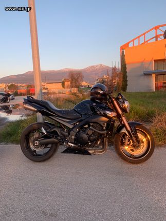 Suzuki GSR 600 '10 Black edition