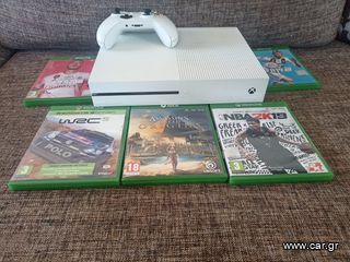 Xbox one s 1tb + 5 παιχνίδια