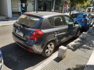 Kia Ceed / cee'd 2008-thumb-5