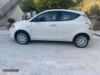 Lancia Ypsilon '12