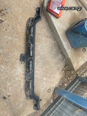 Πίσω βάση προφυλακτιρα BMW e87-81