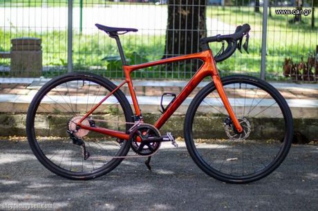 Giant '24 Defy Αdvanced 2