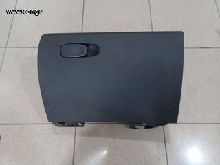 VOLVO XC60 2017-24 NTOYΛΑΠΑΚΙ ΣΥΝΟΔΗΓΟΥ ΜΕ ΚΩΔΙΚΟ 31417596