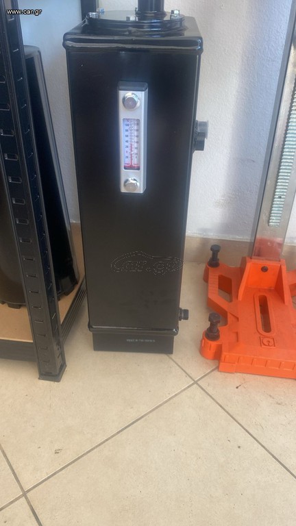 ΝΤΕΠΟΖΙΤΟ ΓΙΑ ΥΔΡΑΥΛΙΚΟ ΛΑΔΙ ΠΙΕΣΕΩΝ ​