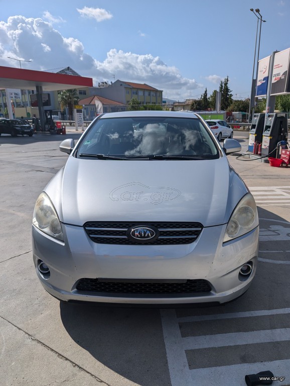 Kia Ceed / cee'd 2010 Kia Pro Ceed