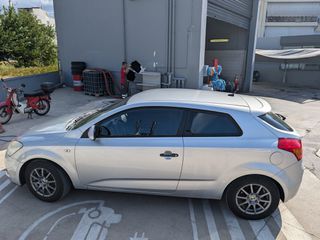 Kia Ceed / cee'd 2010 Kia Pro Ceed-thumb-2