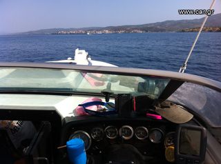 Rinker 2000 Captiva 206 Cabin-thumb-10