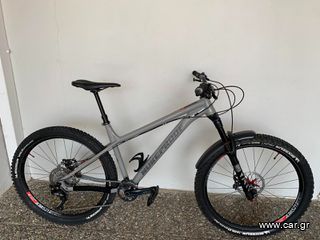 Nukeproof '21 scout