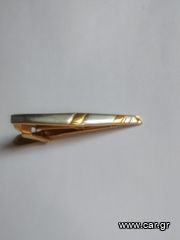 καρφίτσα γραβάτας (tie clip)