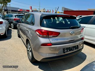Hyundai i 30 2018 1.6CRDi PREMIUM EDITION NEW EURO6-thumb-5