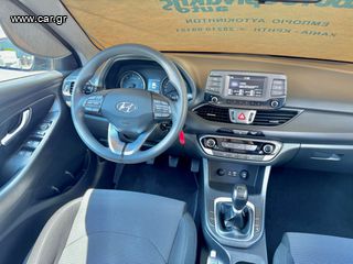 Hyundai i 30 2018 1.6CRDi PREMIUM EDITION NEW EURO6-thumb-8
