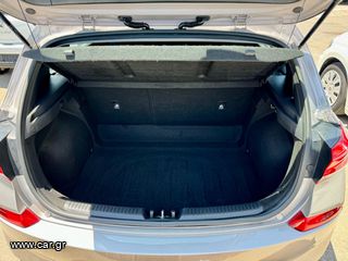 Hyundai i 30 2018 1.6CRDi PREMIUM EDITION NEW EURO6-thumb-15