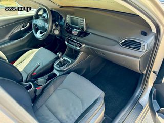 Hyundai i 30 2018 1.6CRDi PREMIUM EDITION NEW EURO6-thumb-13