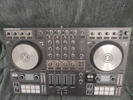 Traktor Kontrol S4 MK3