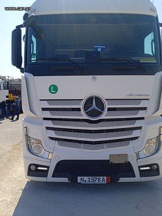 Mercedes-Benz '18 2542L