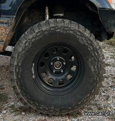 Maxxis Trepador Radial 35/12.5/17 & Ζάντες Wrangler