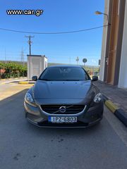 Volvo V40 '15