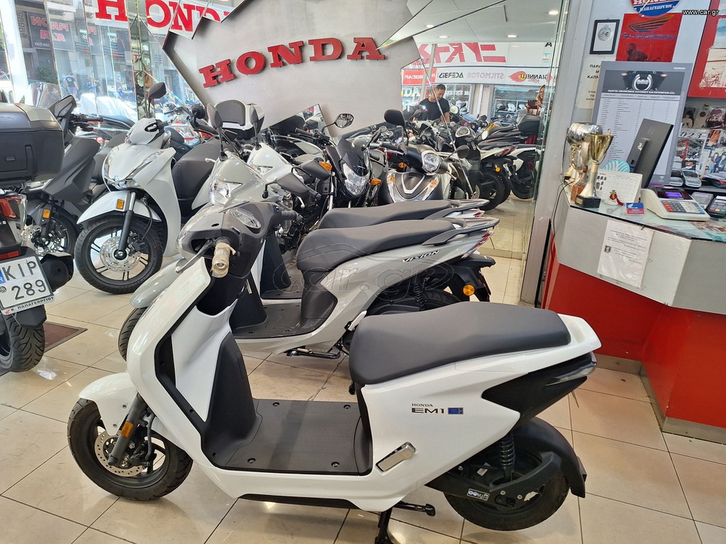 Honda 2024 EM1