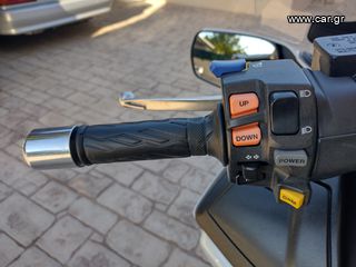 Suzuki Burgman 650 2014 EXECUTIVE-thumb-4