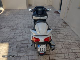 Suzuki Burgman 650 2014 EXECUTIVE-thumb-14