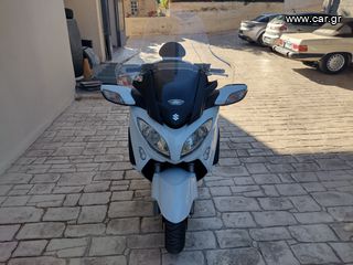 Suzuki Burgman 650 2014 EXECUTIVE-thumb-10