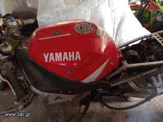 Yamaha R1 2000-thumb-2