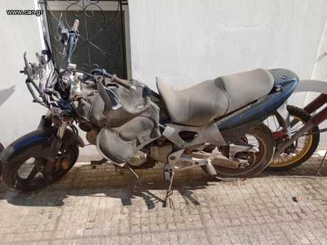 Honda Varadero 1000, 2000 modelo