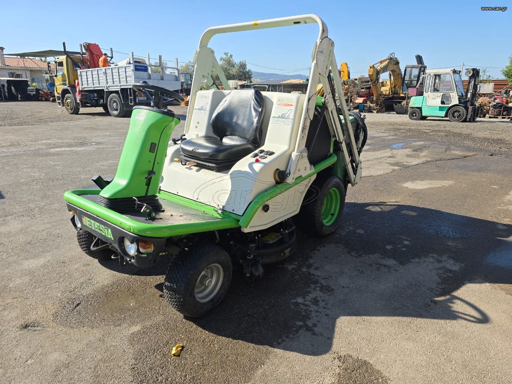 Χορτοκοπτικά Etesia 2013 HYDRO 124D