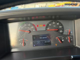 Volvo 2009 440-thumb-9