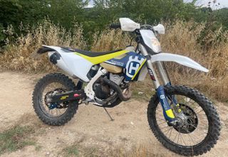 Husqvarna 2017 ΑΝΤΑΛΑΓΗ ΔΕΚΤΗ ΜΕ ΜΗΧΑΝΗ ΜΕΓΑΛΟΥ ΚΙΒΙΣΜΟΥ-thumb-1