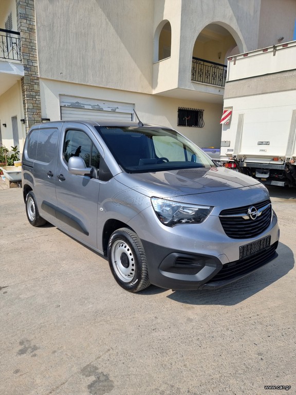 Opel Combo 2019 1.5 Cdti L2 102hp