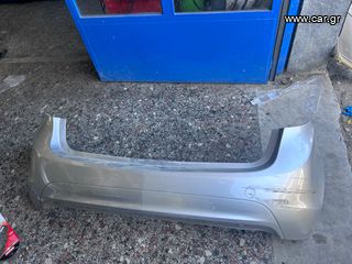 Με ένα ελαφρύ γδάρσιμο