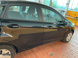Ford Fiesta 2016-thumb-7