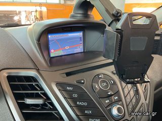 Ford Fiesta 2016-thumb-8