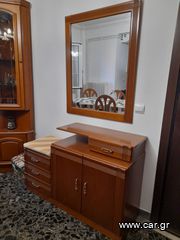 ΕΠΙΠΛΟ ΕΙΣΟΔΟΥ ΜΕ ΚΑΘΡΕΠΤΗ.